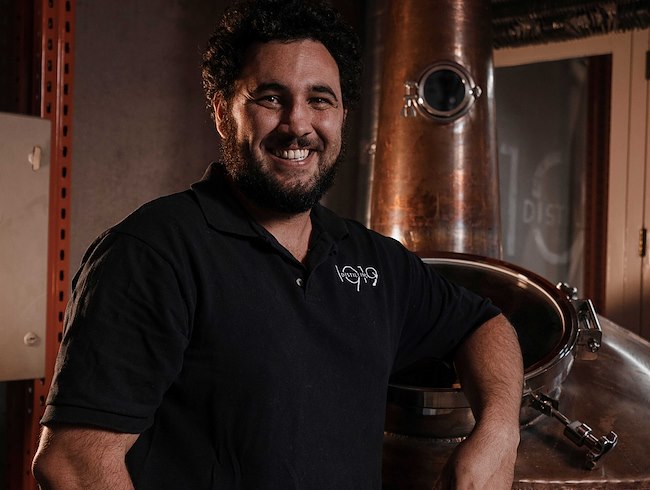 MEET THE DISTILLER: SOREN CRABB